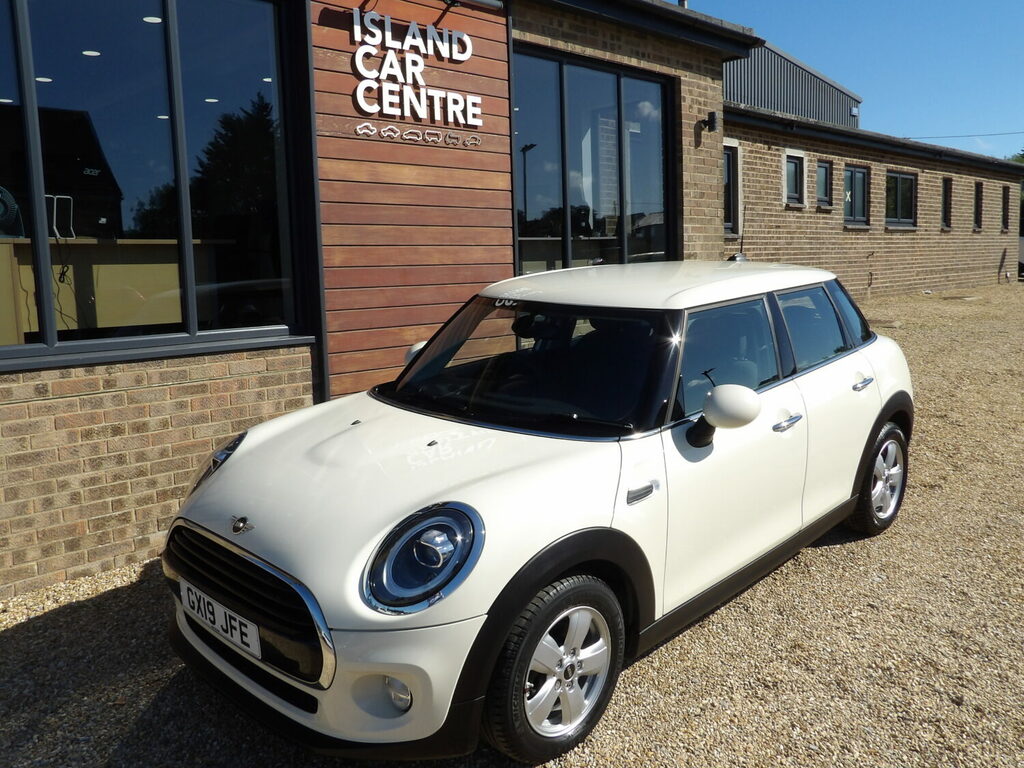 Mini Hatch 1.5 Cooper Classic II GX19JFE White #4