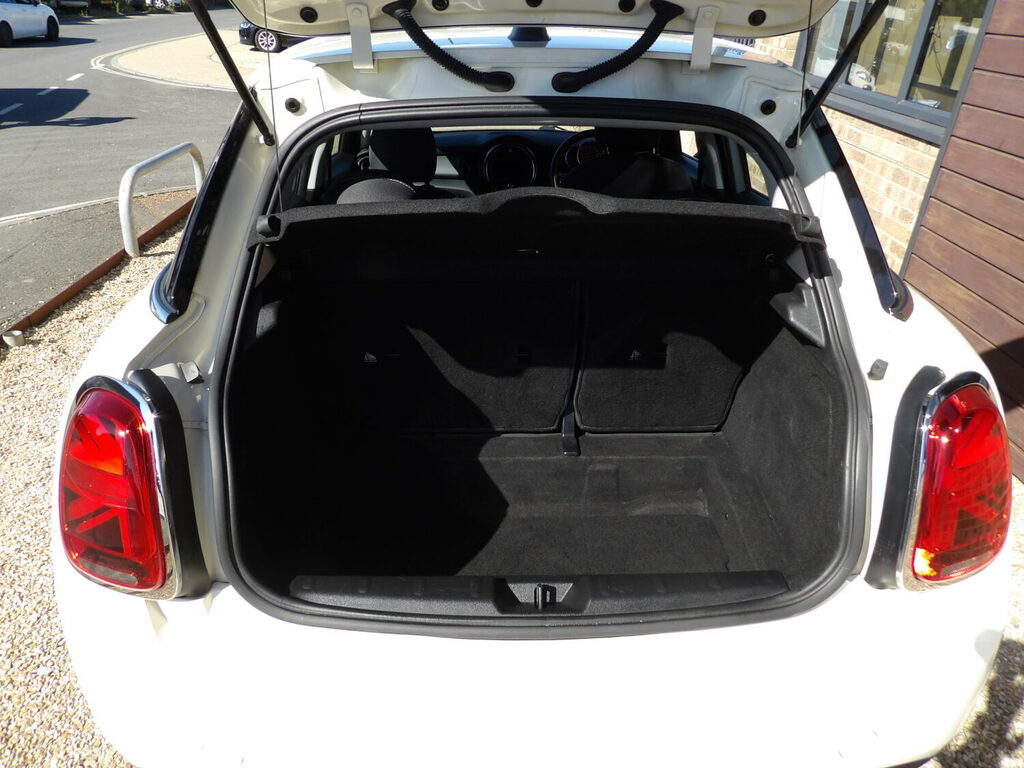 Mini Hatch 1.5 Cooper Classic II GX19JFE White #5