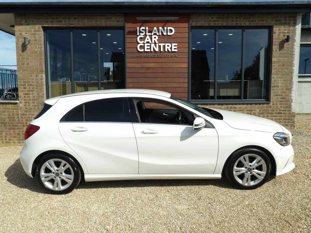 Mercedes-Benz A Class Hatchback A180d Sport Premium White