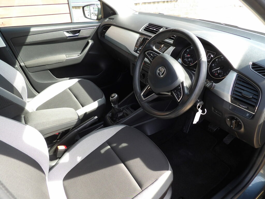 Skoda Fabia Estate 1.2 Tsi Se Dsg Euro 6 Ss 201515 Black #8