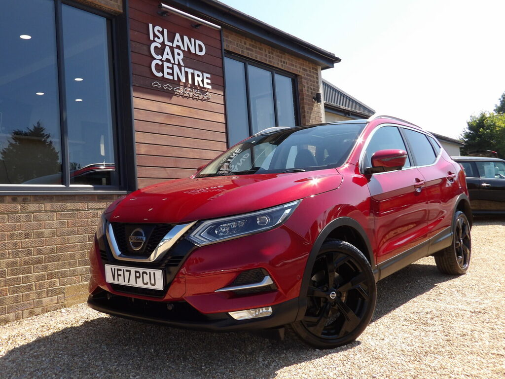 Nissan Qashqai Hatchback 1.6 Dig-t Tekna Red