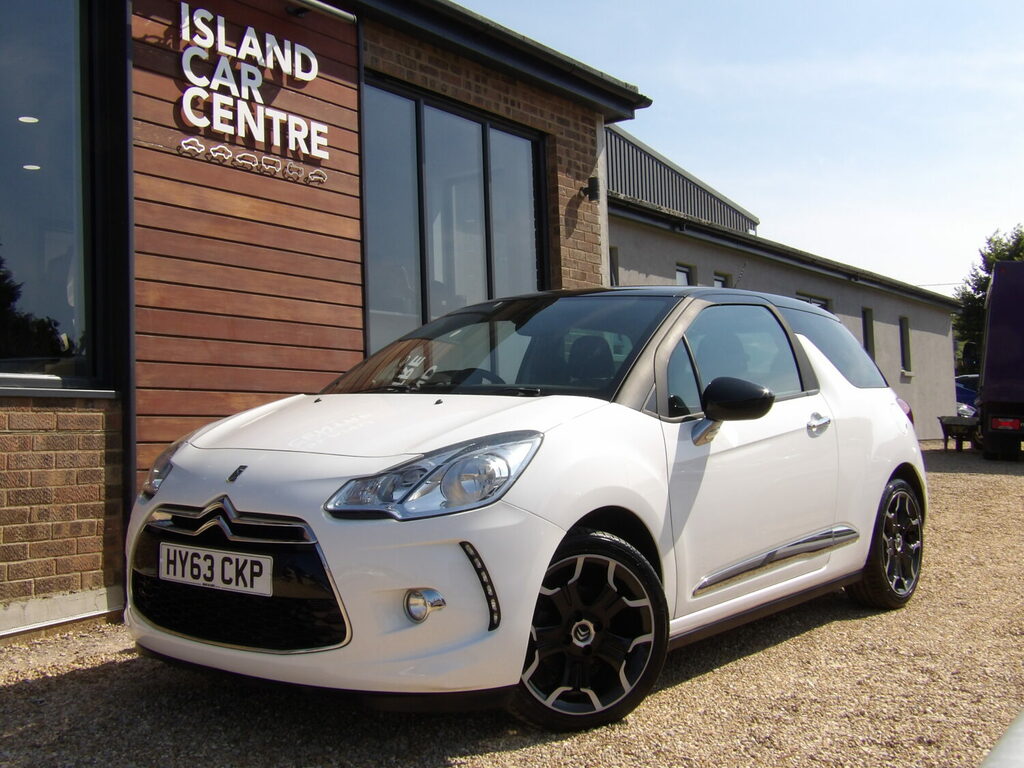 Citroen DS3 Hatchback 1.6 E-hdi Airdream Dstyle Plus White