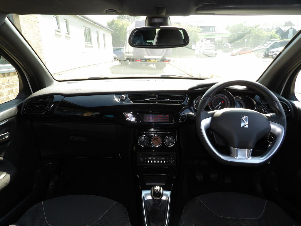 Citroen DS3 Hatchback 1.6 E-hdi Airdream Dstyle Plus White #5