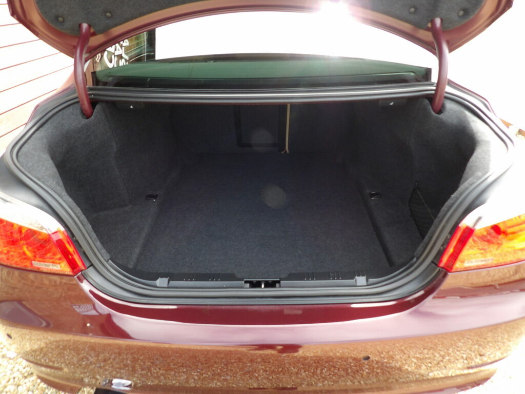 BMW 5 Series Se Grey #5