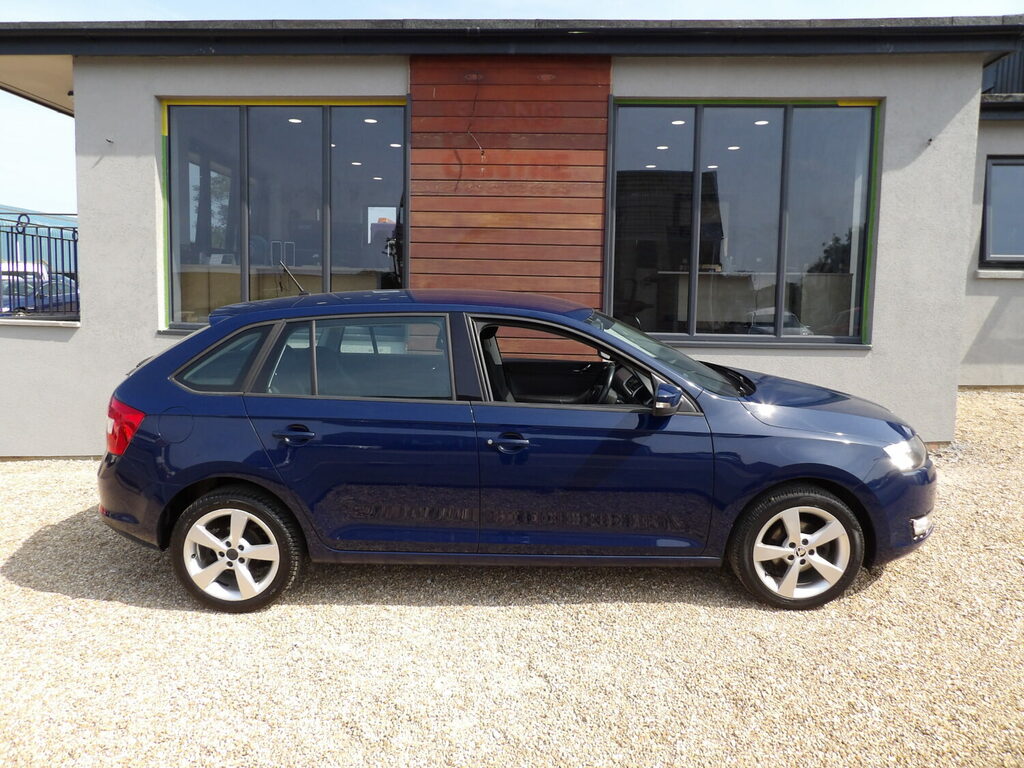 Skoda Rapid Spaceback Hatchback 1.2 Tsi 90 Se Tech Dsg Blue #2