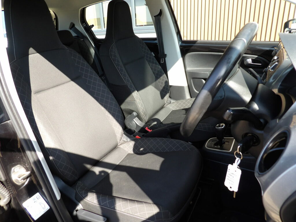 Skoda Citigo White #10