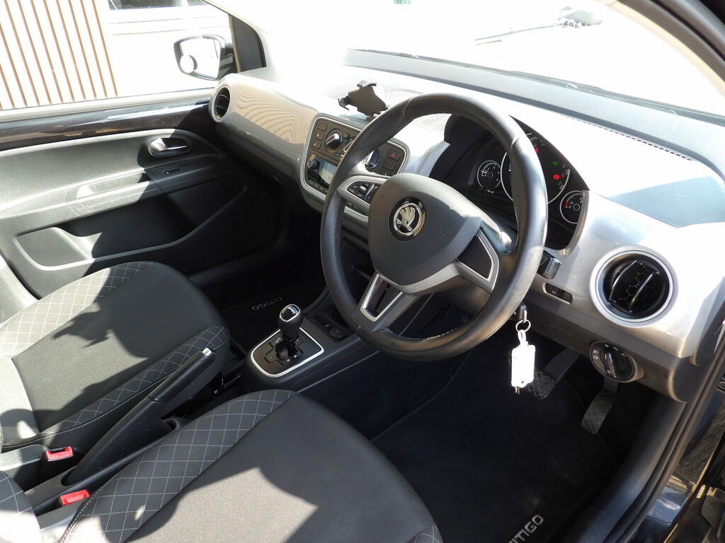 Skoda Citigo White #9