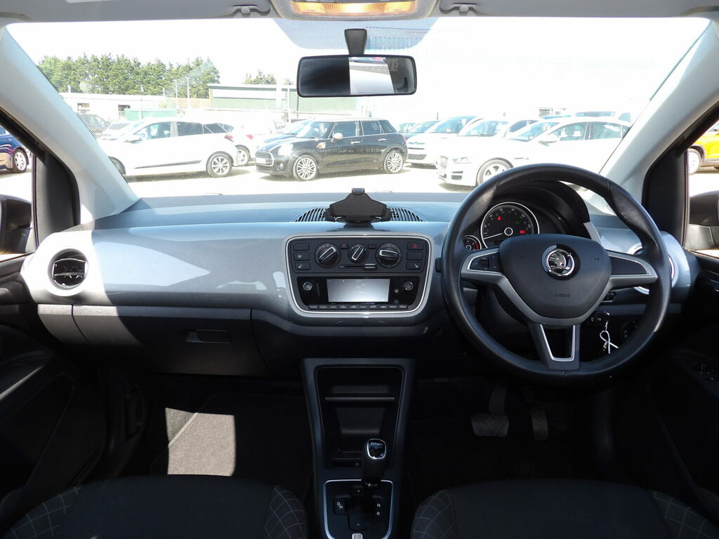 Skoda Citigo White #8