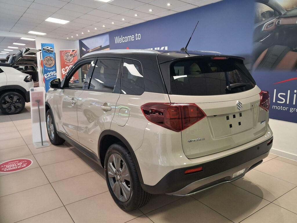 Suzuki Vitara 1.4 Boosterjet Mhev Motion Euro 6 Ss Black #4