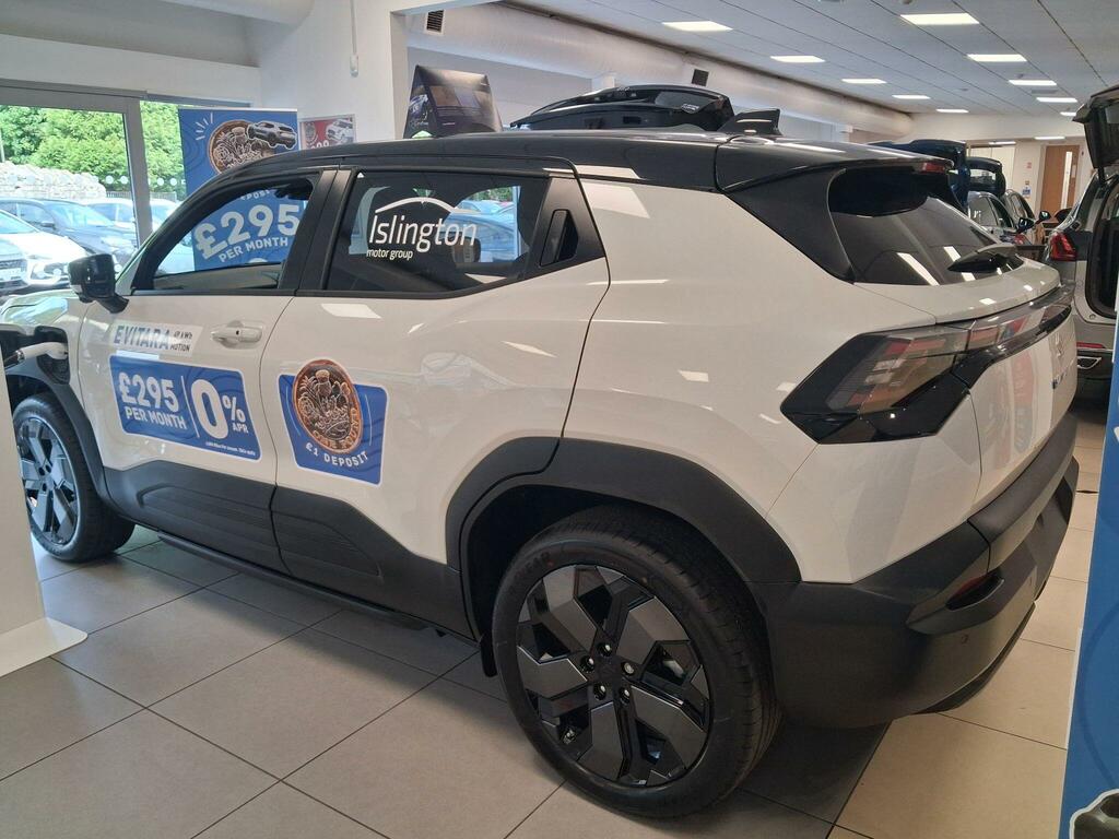 Suzuki Vitara 61Kwh Ultra  White #4