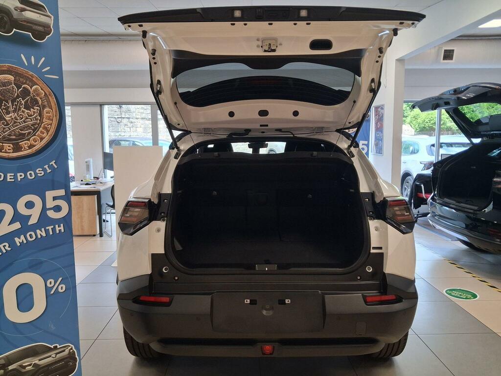 Suzuki Vitara 61Kwh Ultra  White #5