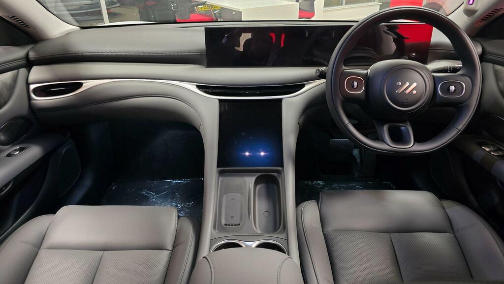 MG IM5 100Kwh Performance Saloon 4Wd Blue #7