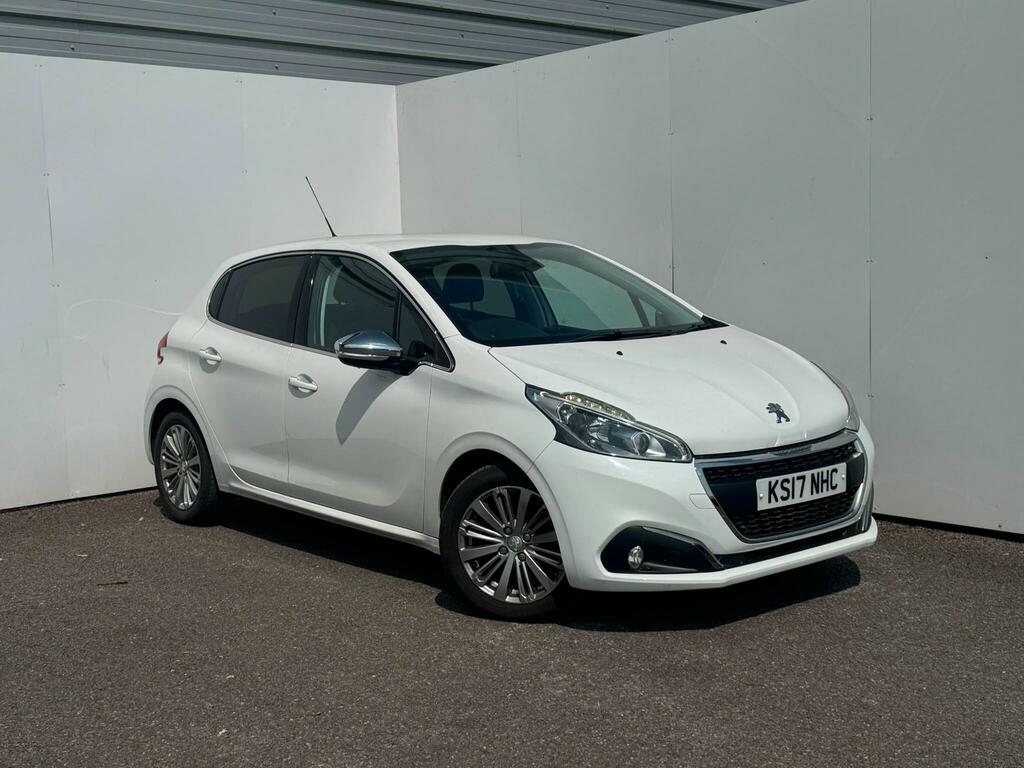 Peugeot 208 1.2 Puretech Allure Euro 6 White
