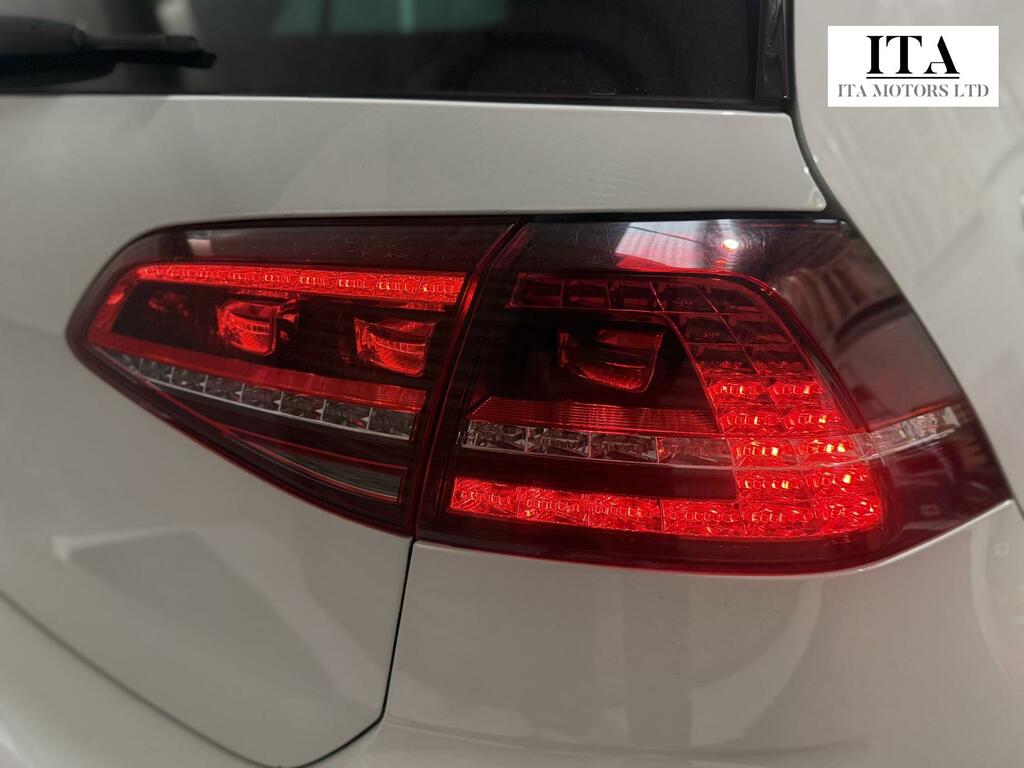 Volkswagen Golf 2.0 Tsi Gti 220Ps Dsg Sunroof, Winter Pk White #12