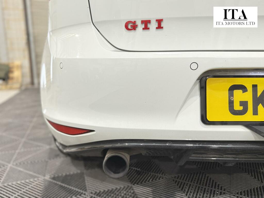 Volkswagen Golf 2.0 Tsi Gti 220Ps Dsg Sunroof, Winter Pk White #15