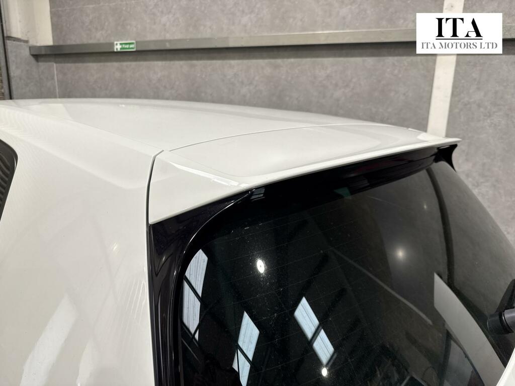 Volkswagen Golf 2.0 Tsi Gti 220Ps Dsg Sunroof, Winter Pk White #29
