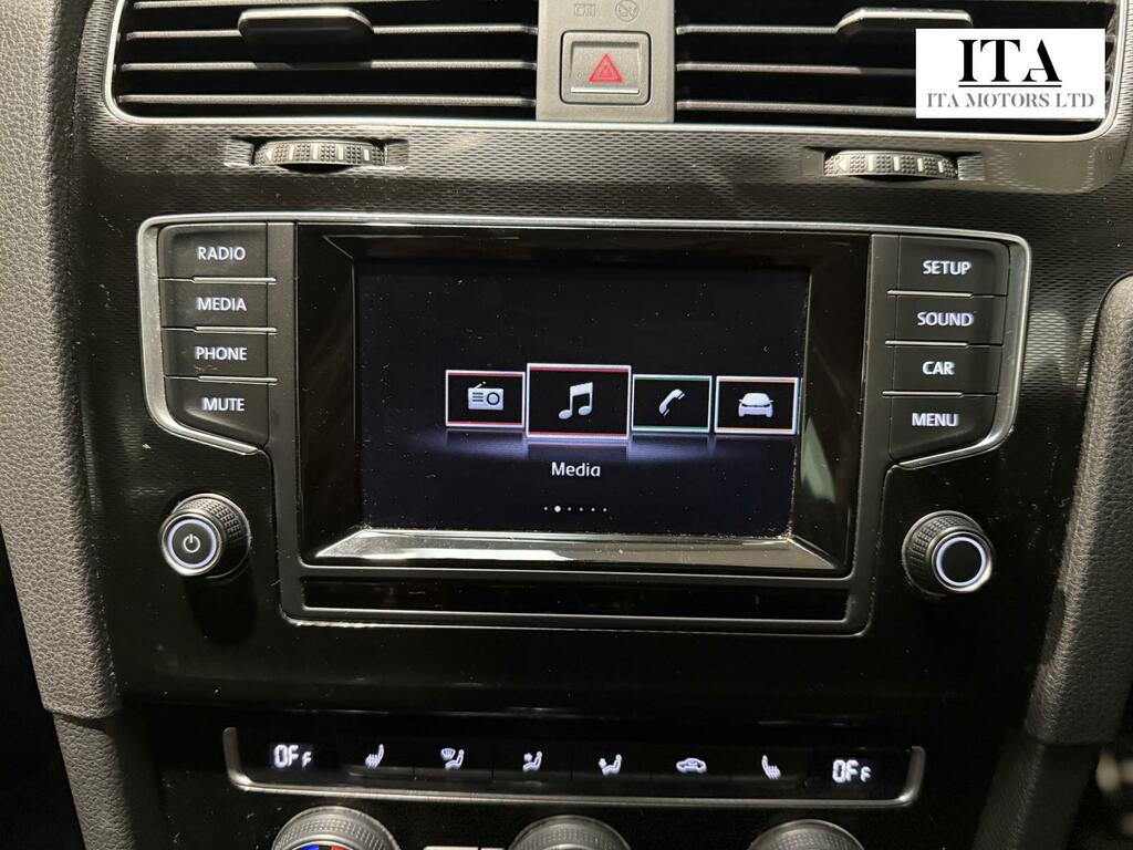 Volkswagen Golf 2.0 Tsi Gti 220Ps Dsg Sunroof, Winter Pk White #37