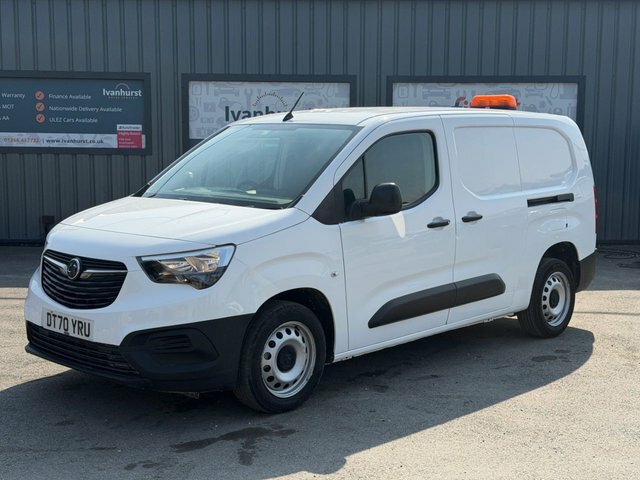Vauxhall Combo 1.5 Turbo D 2300 Dynamic Panel Van Manu White