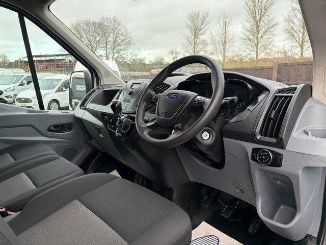 Ford Transit Custom 2L Null White #7