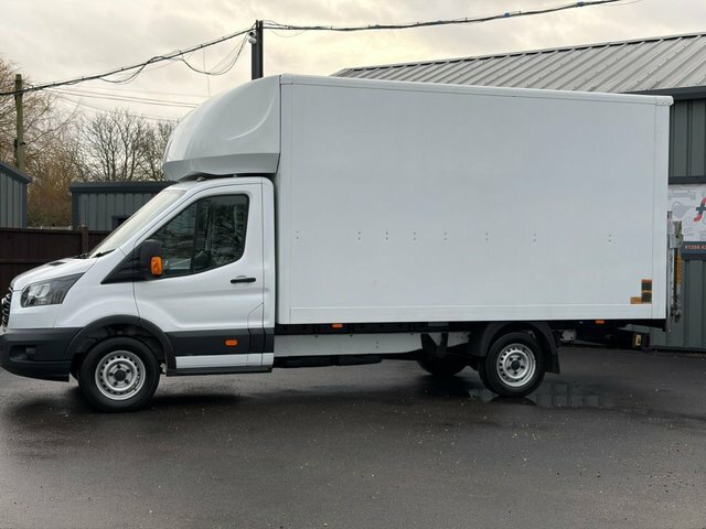 Ford Transit Custom 2.0 350 Ecoblue Chassis Cab Rwd White #5
