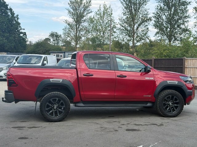 Toyota HILUX 2.8 D-4d Invincible X Pickup Double Cab KP70WEU Red #5