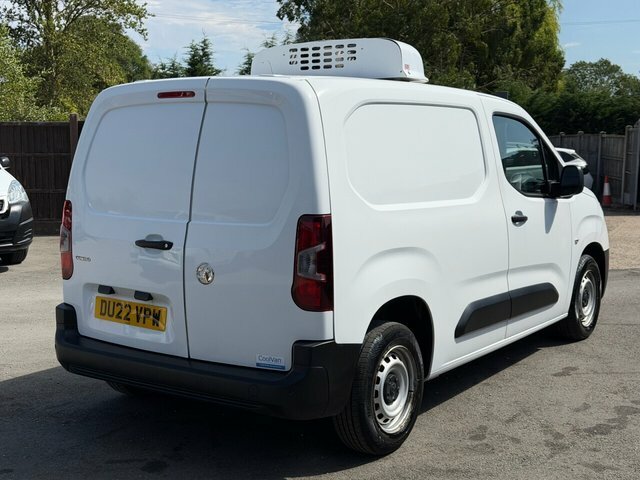 Vauxhall Combo 1.5 Turbo D 2000 Dynamic Panel Van Manu White #5