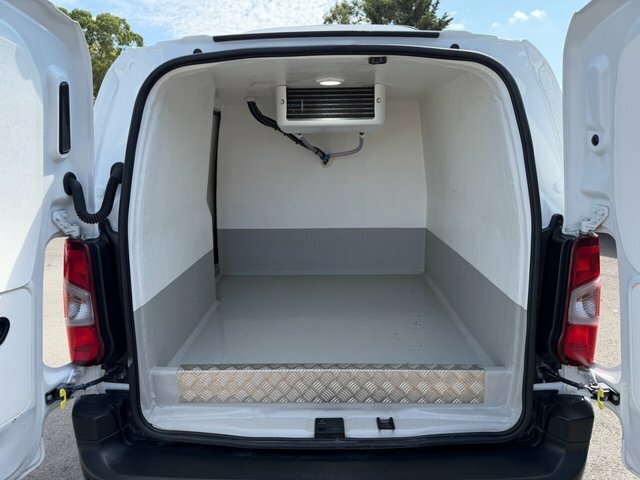 Vauxhall Combo 2300 1.5 Turbo D 100Ps H1 Sportive Van White #15