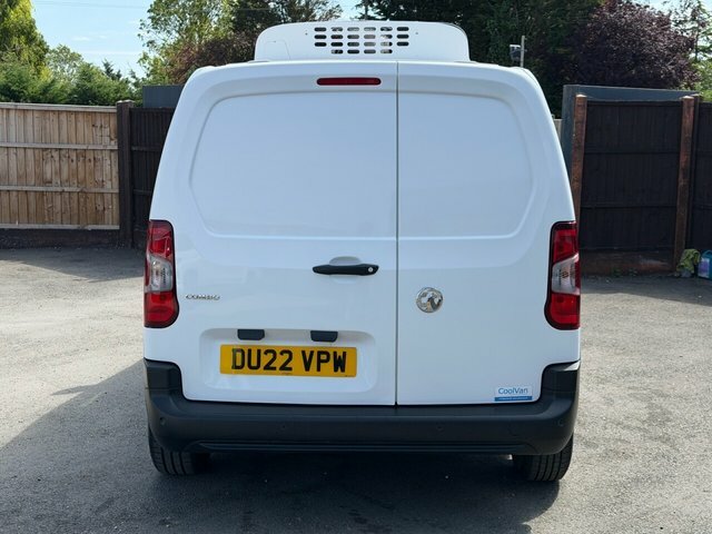 Vauxhall Combo 1.5 Turbo D 2000 Dynamic Panel Van Manu White #6