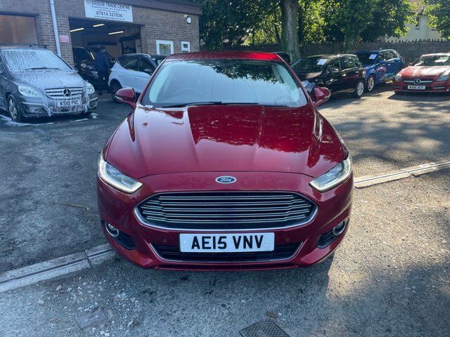 Ford Mondeo 1.5T Ecoboost Titanium Hatchback Red #2