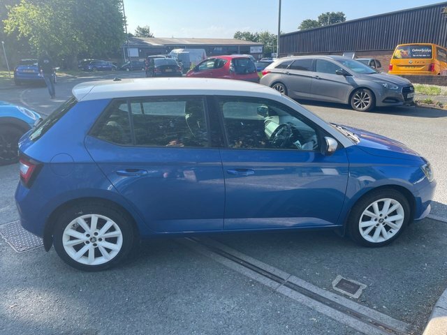 Skoda Fabia 1.0 Tsi Colour Edition Hatchback Blue #4