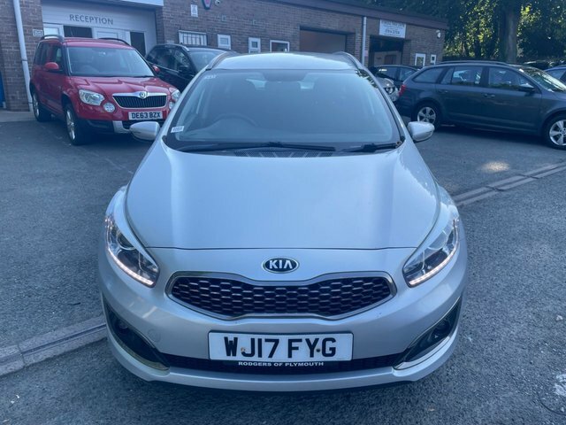 Kia Ceed 1.6 Crdi 2 Sportswagon Euro 6 S WJ17FYG Silver #2