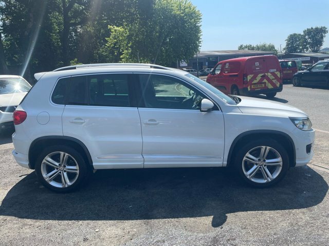 Volkswagen Tiguan 2.0 Tdi Bluemotion Tech R-line Suv Manu MV64KEU White #4