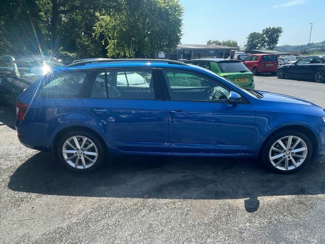Skoda Octavia 1.4 Tsi Elegance Estate Dsg Euro 5 S S Blue #4