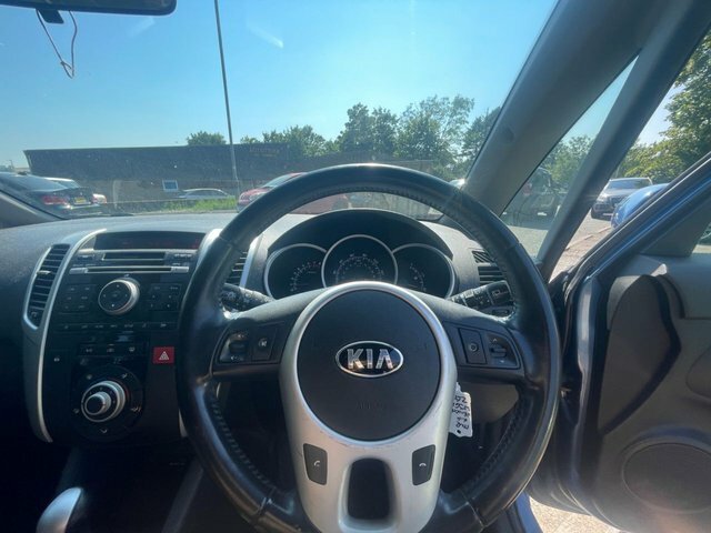 Kia Venga 1.6 3 Sat Nav White #14