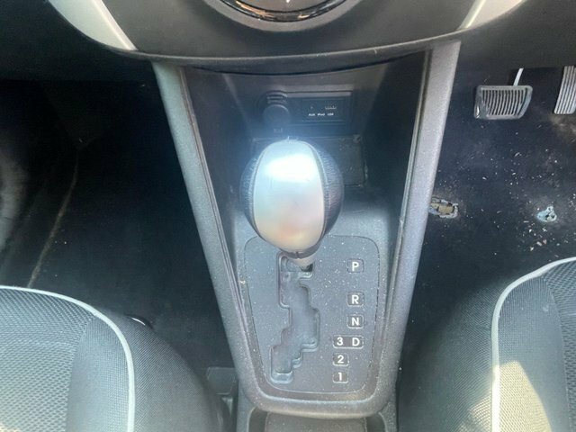 Kia Venga 1.6 3 Sat Nav White #18