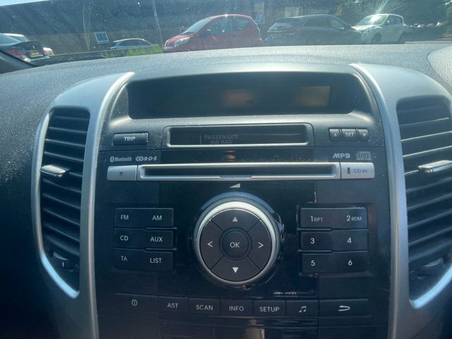 Kia Venga 1.6 3 Sat Nav White #16