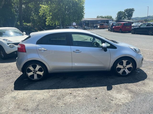 Kia RIO 1.4 3 Hatchback Euro 5 107 Bhp Silver #4