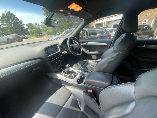 Audi Q5 White #15
