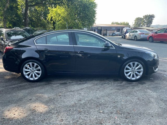 Vauxhall Insignia 1.6 Cdti Ecoflex Elite Hatchback Black #4