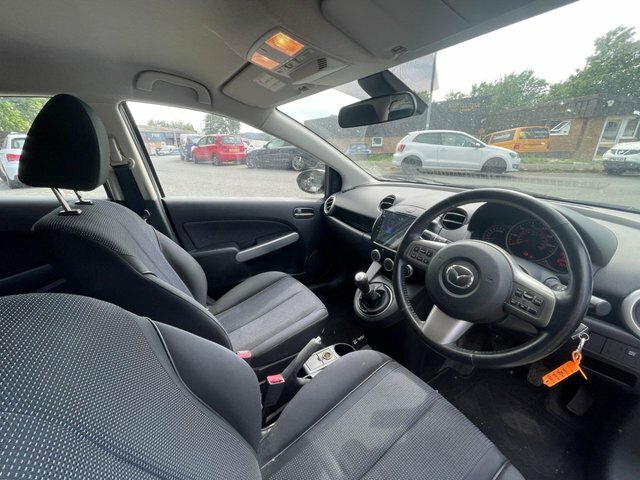Mazda 2 1.3 Tamura Silver #10