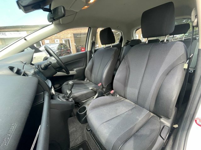 Mazda 2 1.3 Tamura Silver #16