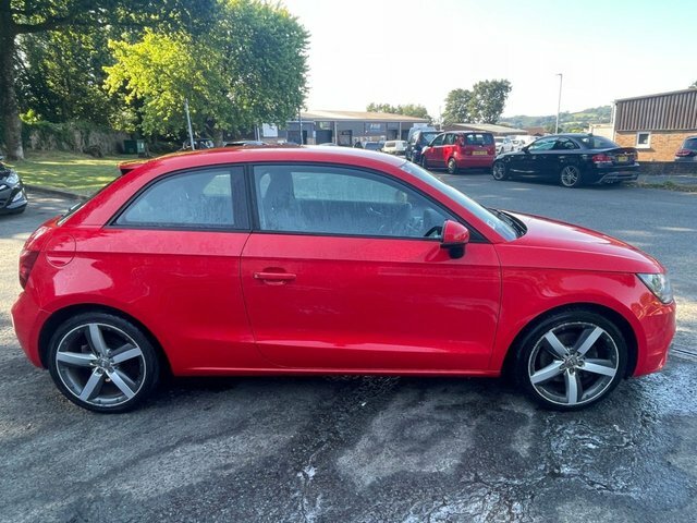 Audi A1 1.6 Tdi Sport Hatchback Euro 5 Red #4