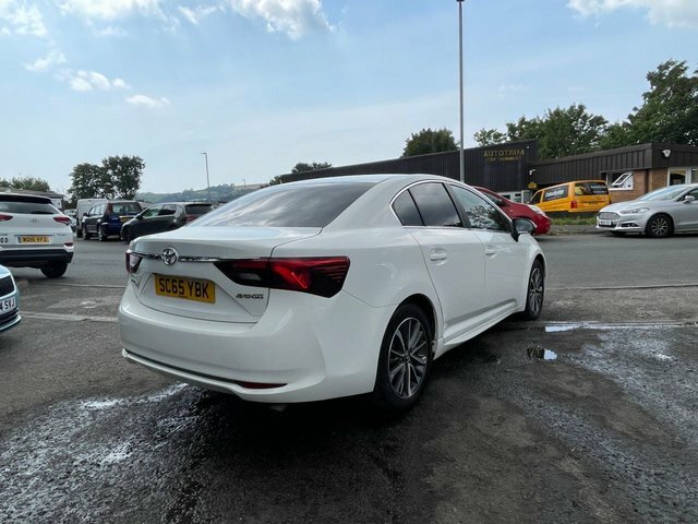 Toyota Avensis 2.0 D-4d Business Edition Plus Saloon M White #6