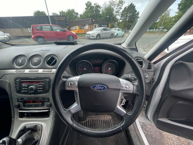 Ford Galaxy Galaxy Zetec Tdci 138 Black #22