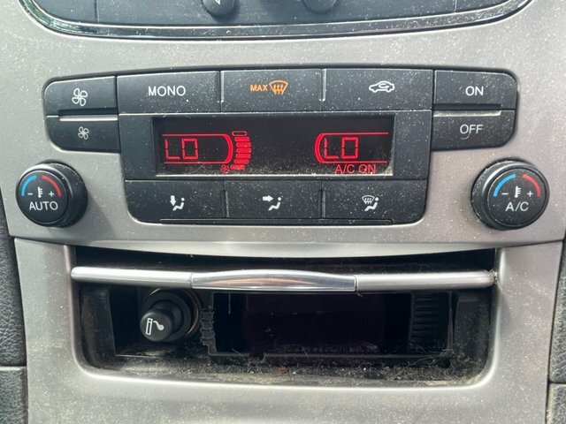 Ford Galaxy Galaxy Zetec Tdci 138 Black #11