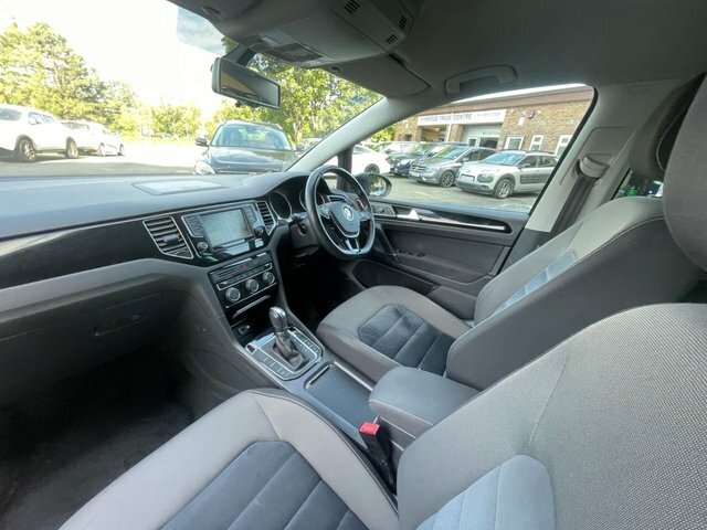 Volkswagen Golf SV 2.0 Tdi Se Black #15