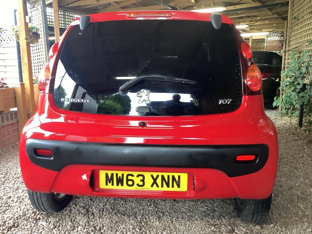 Peugeot 107 1.0 12V Allure Red #6