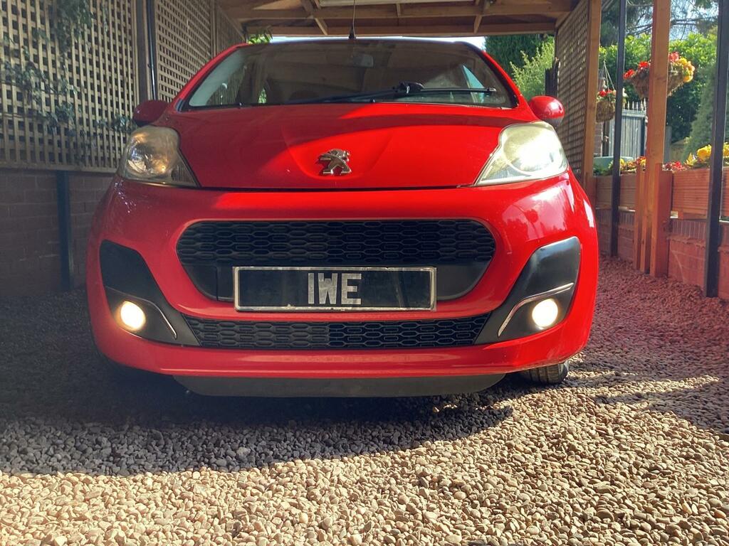 Peugeot 107 107 Allure Silver #27