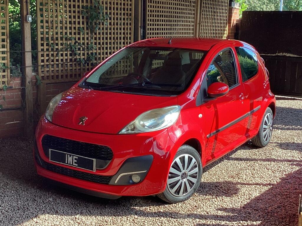 Peugeot 107 1.0 12V Active Red