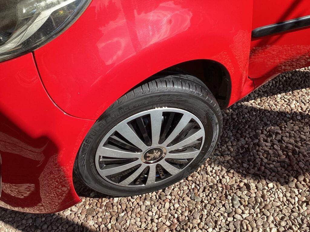 Peugeot 107 107 Allure Silver #7